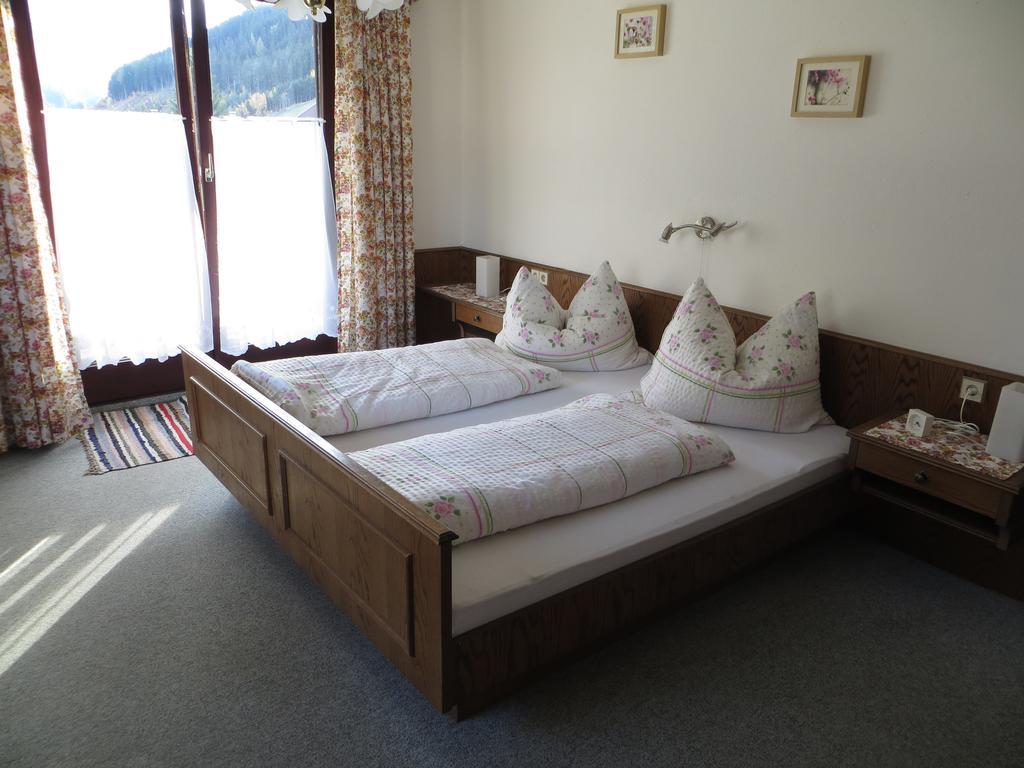 Hotel Haus Andrea Neustift im Stubaital Zimmer foto